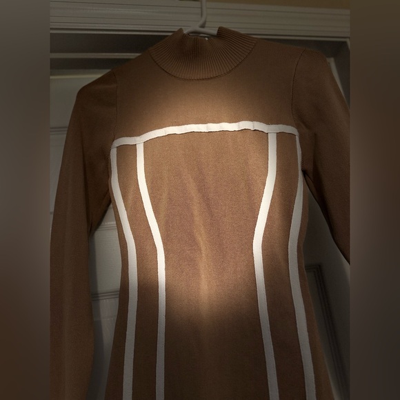 Elegant Tan and White Women's Dress - Picture 4 of 9